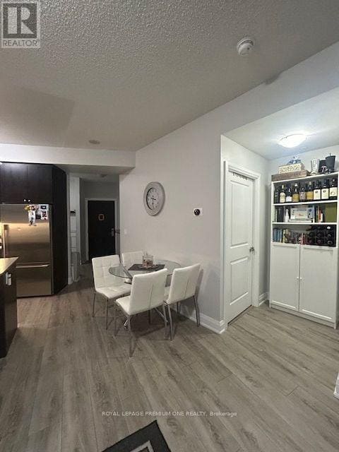 Photo du bâtiment - 25 Fontenay Ct