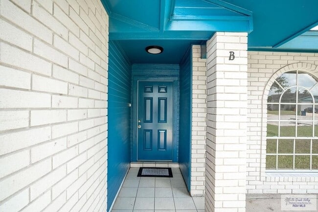 Foto del edificio - 1307 Lily Ln