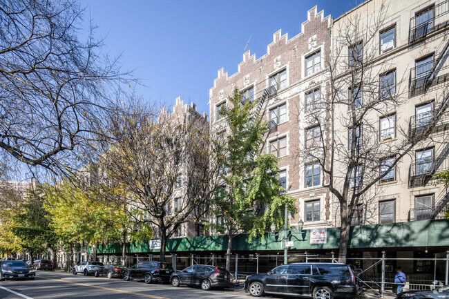 Foto del edificio - Central Park North Apartments