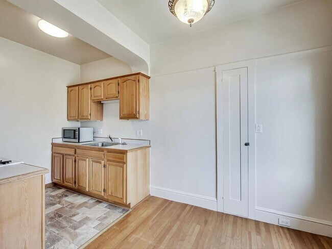 Foto del edificio - 2485 Chestnut St