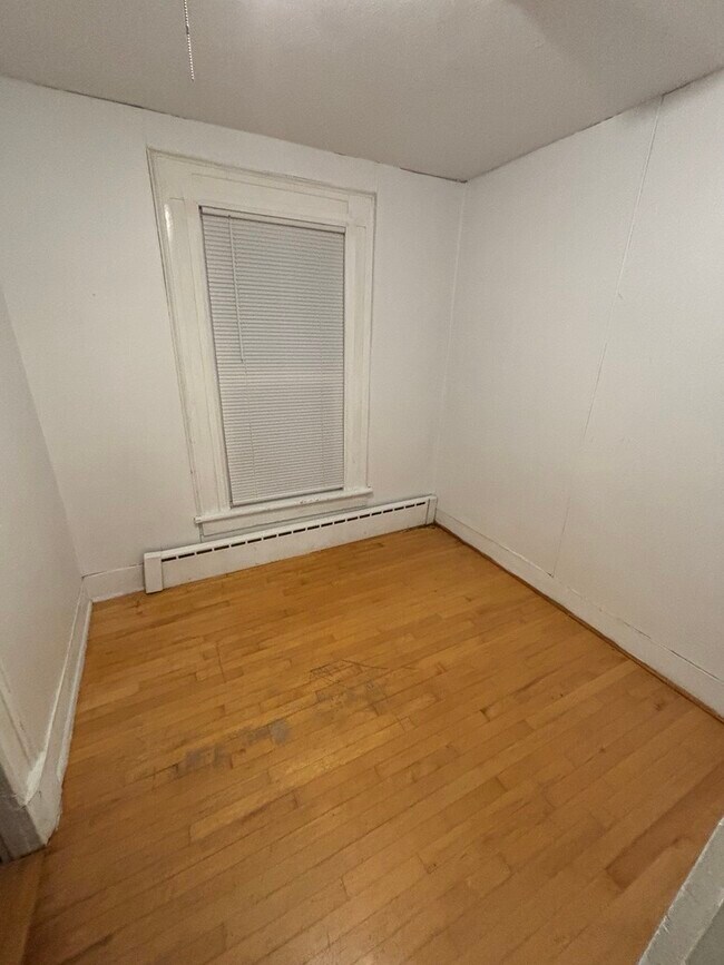 Foto del edificio - 119 Lincoln Ave