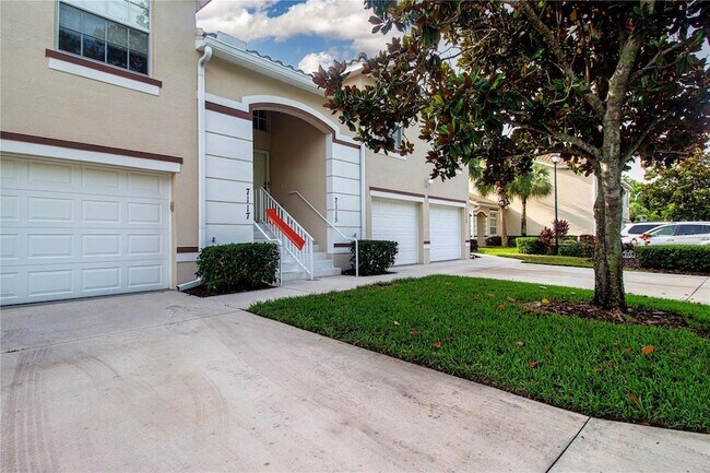 Foto del edificio - 7117 Strand Cir