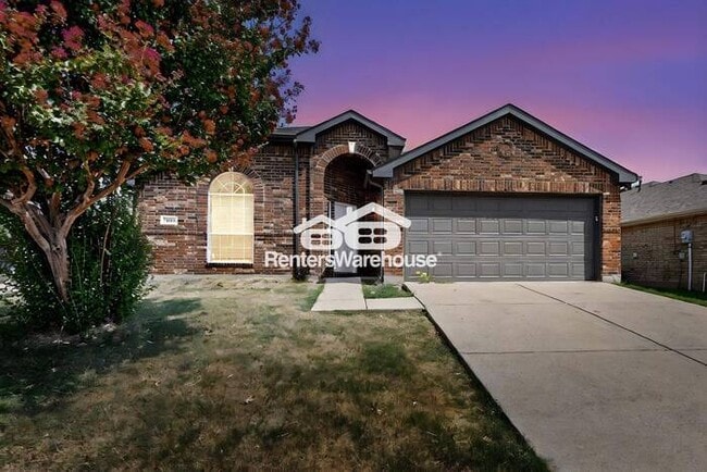 Corner Lot Completely Refreshed Little Elm... - Corner Lot Completely Refreshed Little Elm... House