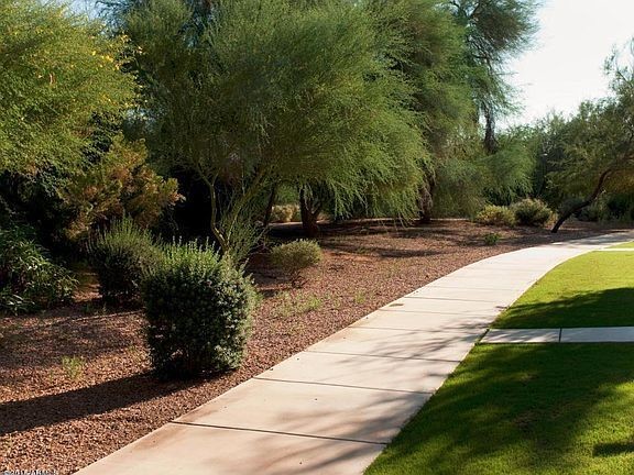 Building Photo - Beautiful two-story home in the East Mesa