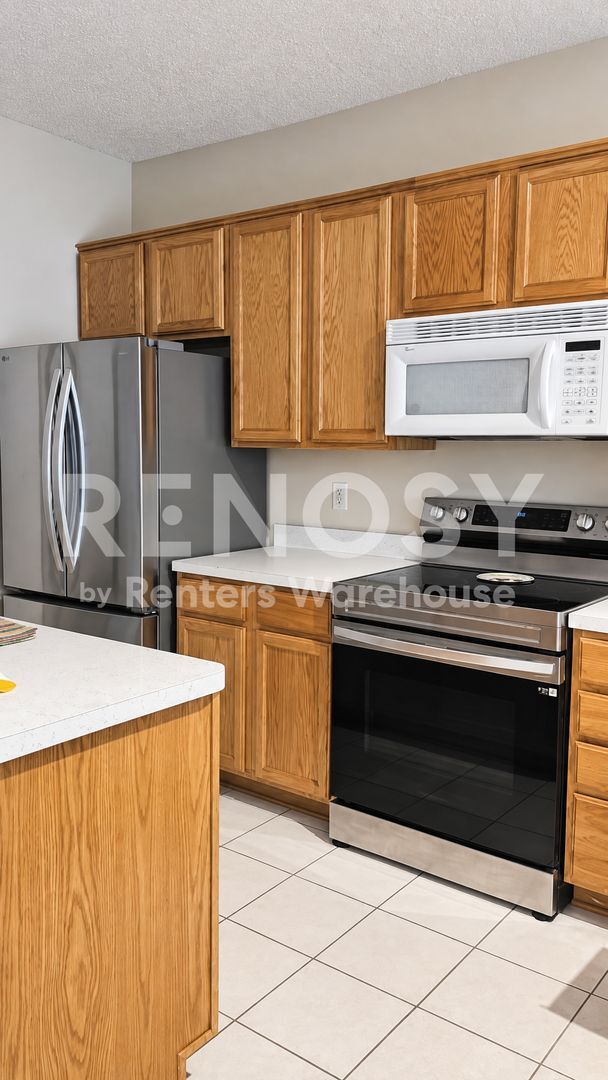 Foto del edificio - 5501 Oriole Dr