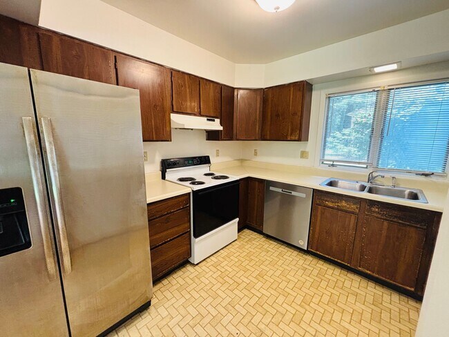 Foto del edificio - 3 Bedroom 2.5 Bath Townhouse