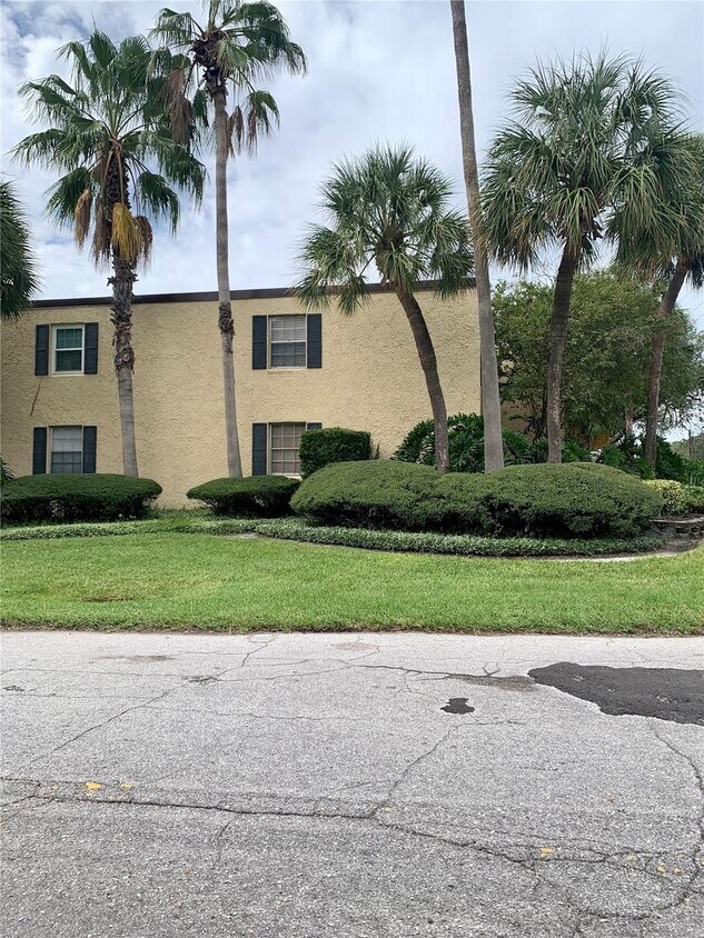 110 Alameda Ct Unit 231, Tampa, FL 33609 Condo for Rent in Tampa, FL