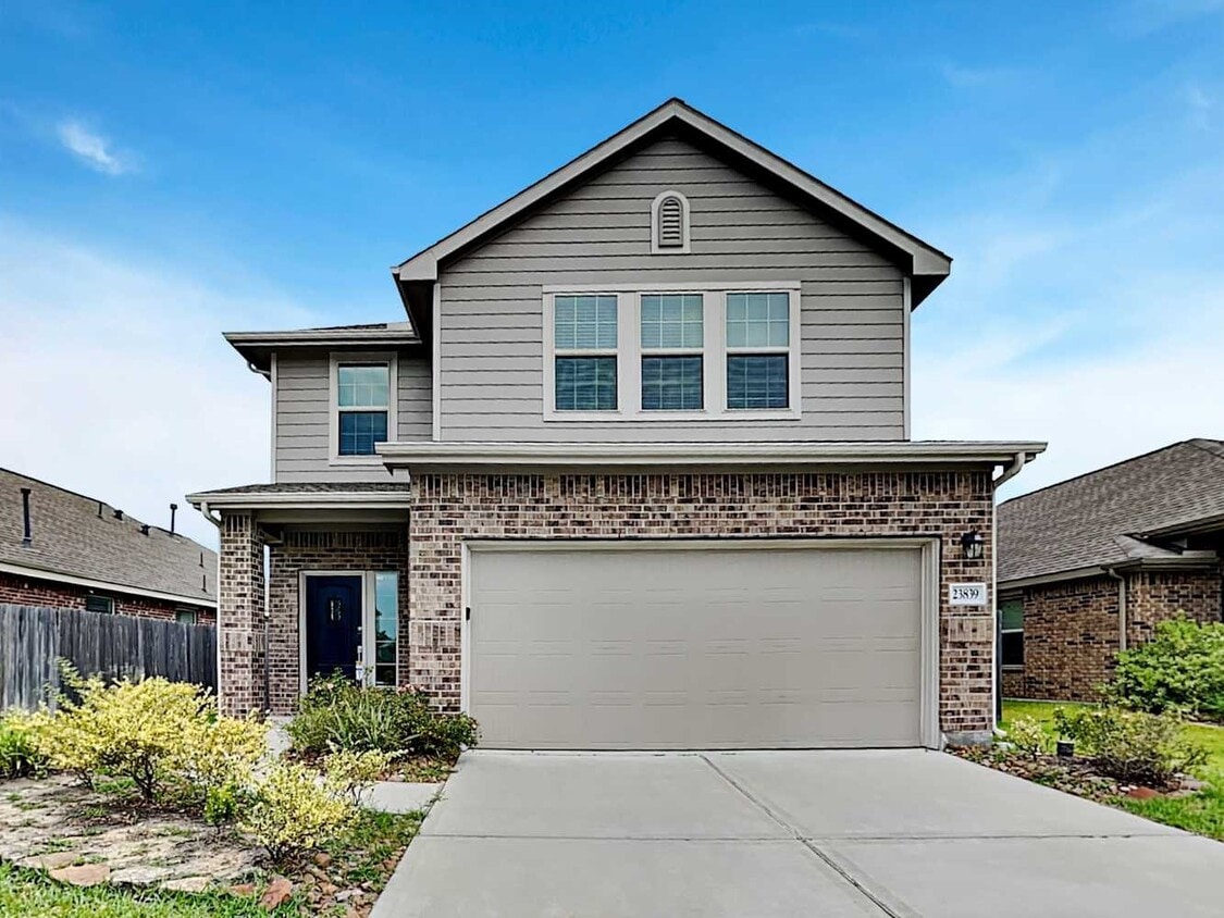 Primary Photo - 23839 Via Camino Ln