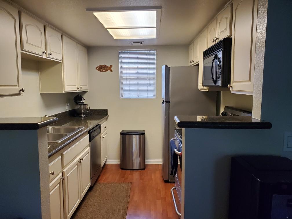 Kitchen - 12055 Alta Carmel Ct