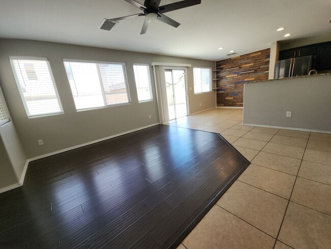 Building Photo - 8253 W Wildwood Glen Dr