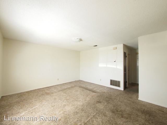 Foto del edificio - 624 Sunset Ln