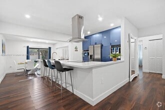 Building Photo - 445 SW 62nd Ct