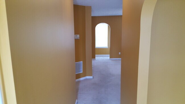 Building Photo - 6046 Arbor Links Rd