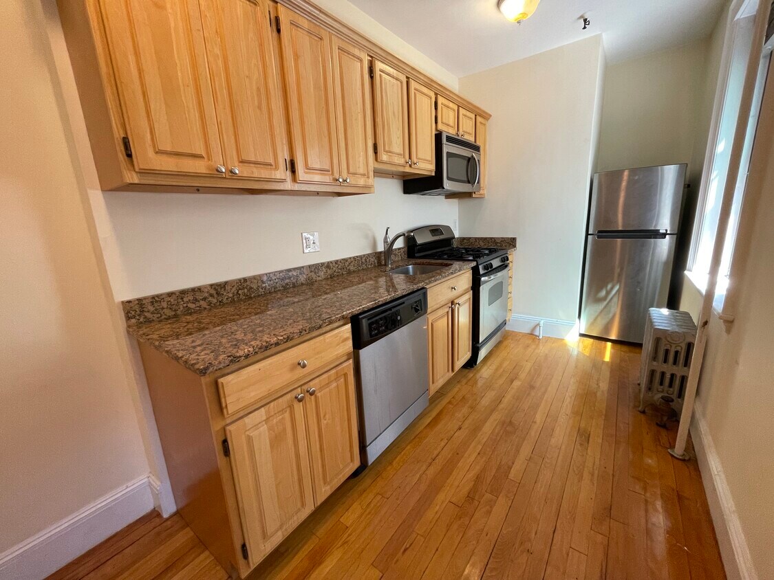 Foto principal - 247 Chestnut Hill Ave