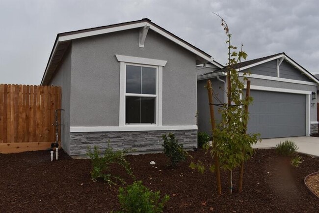 Building Photo - 4527 Isabel Ct