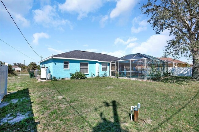 Foto del edificio - 8333 Atmore Ave