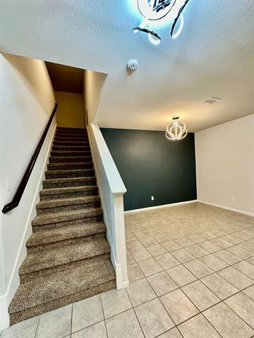 Foto del edificio - 16525 Portage St