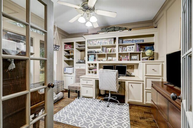 Foto del edificio - 1818 Dewberry Brook Ct