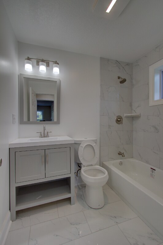 Building Photo - 3320 Brooklyn Ave