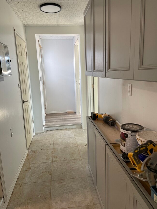 Building Photo - 268 N Ocotillo Dr