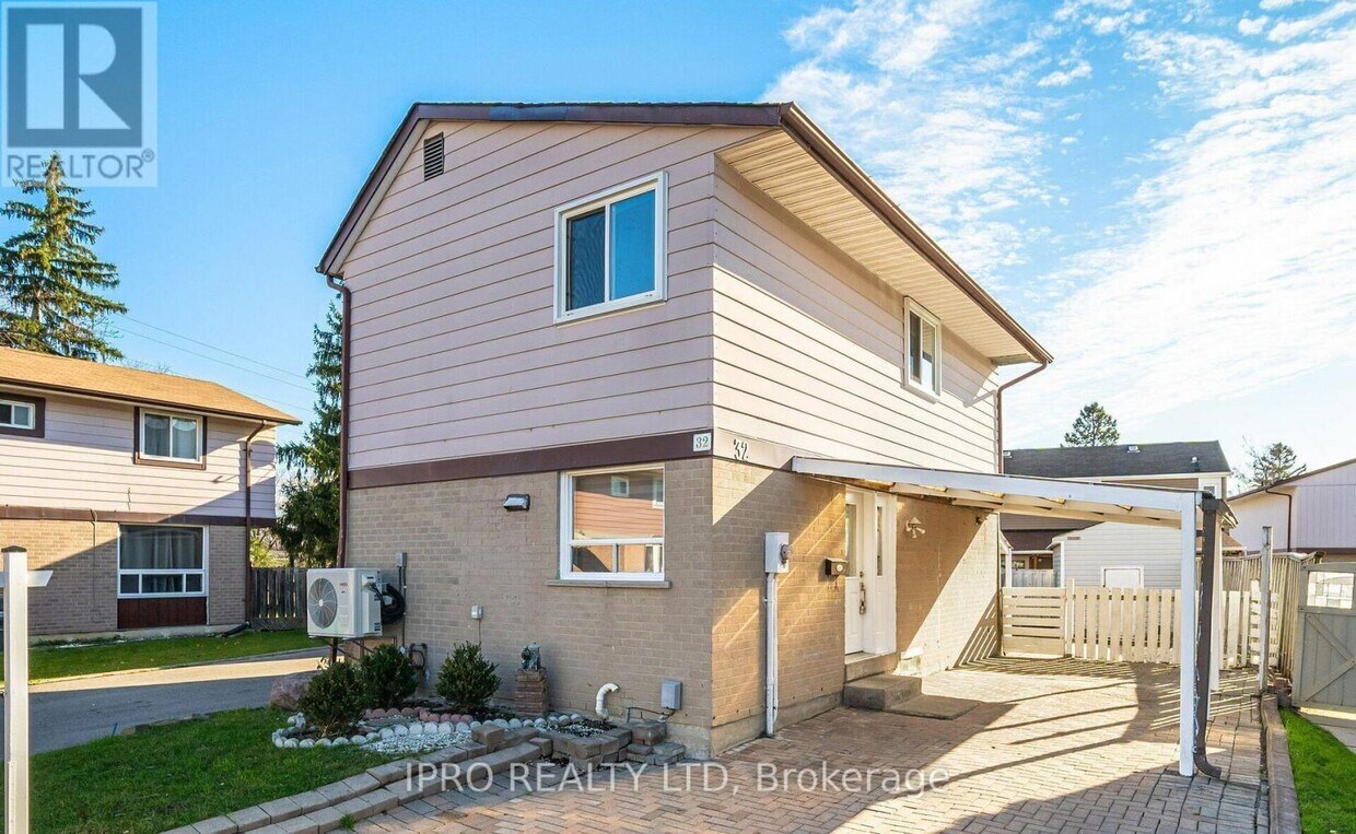 Photo principale - 32 Hindquarter Ct