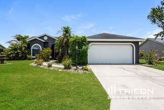 Building Photo - 6504 64th Ln E