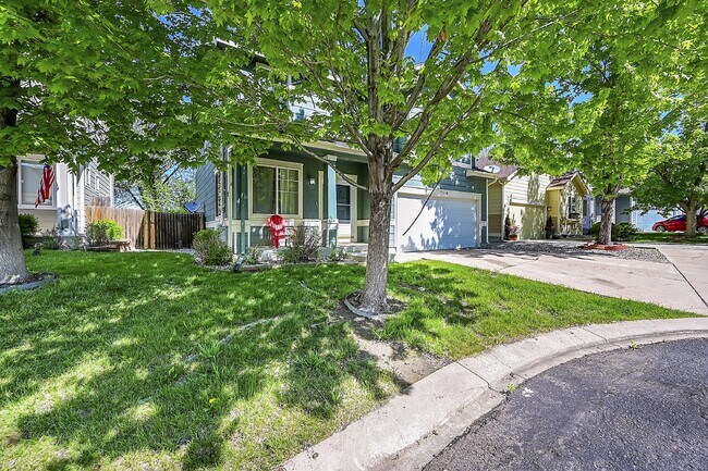 Foto del edificio - $1,995 - 4 Bed,2.5 Bathroom Home  in Colorado Springs with in Unit Laundry and Fenced in yard!