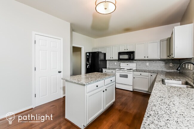 Foto del edificio - 1409 Trailing Ridge Rd