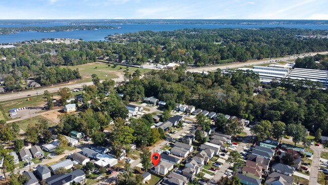 Foto del edificio - 16649 E Forrestal St
