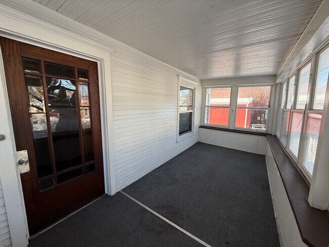 Foto del edificio - 4-Bedroom Home Near Downtown Jackson