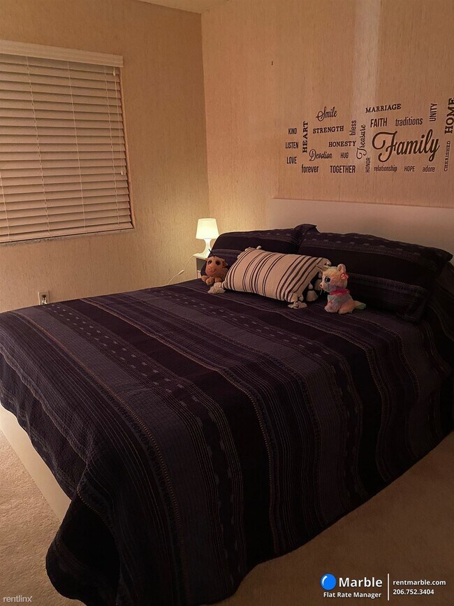 Building Photo - 2 br, 2 bath Condo - 19029 US Highway 19 N...