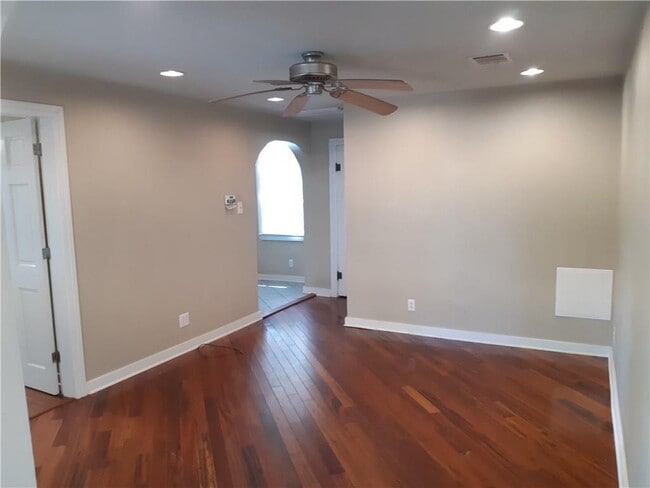 Foto del edificio - 920 E 46th St