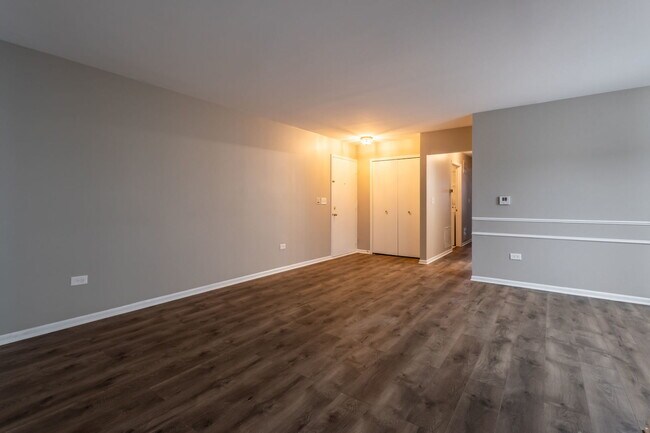 Foto del edificio - 216 Westminster Ct