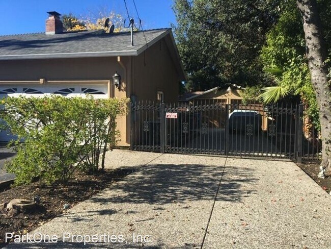 Building Photo - 3 br, 2 bath House - 1725 6th Street