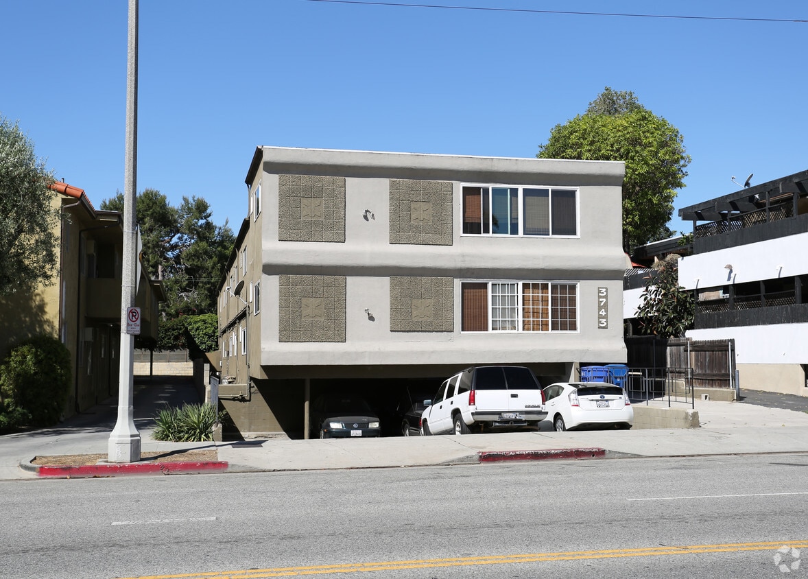 3743 Mclaughlin Ave, Los Angeles, CA 90066 Apartments in Los Angeles