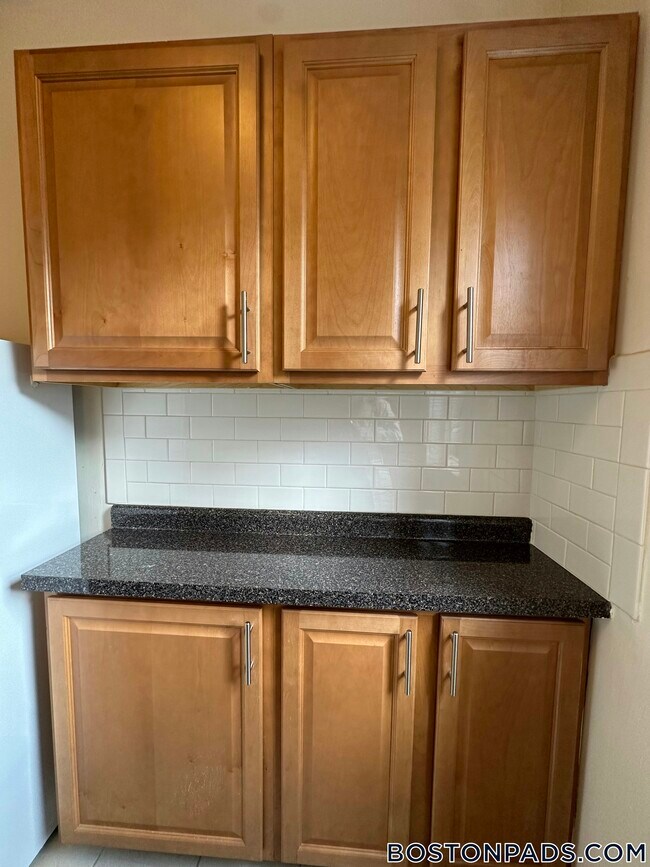 Foto del edificio - 1152 Commonwealth Ave