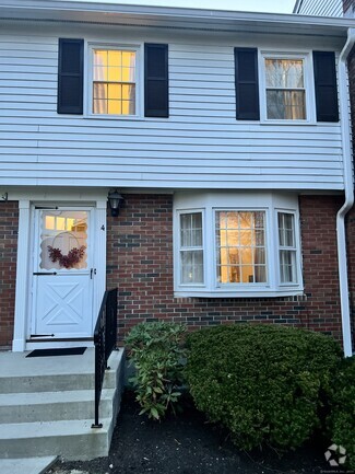 Building Photo - 4 Brandywine Ln