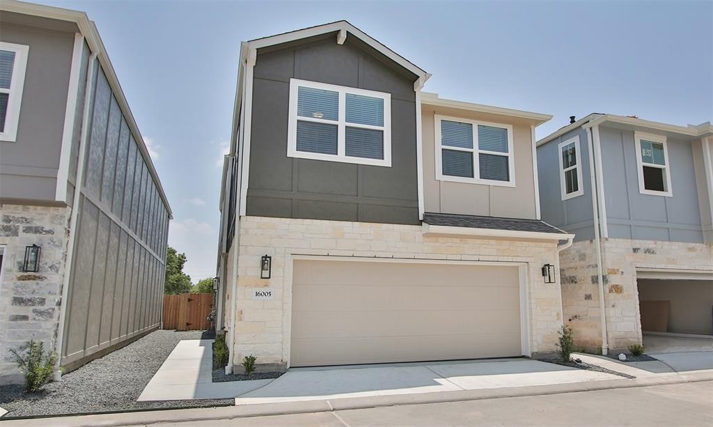 Primary Photo - 16005 Hilltop Oak Dr