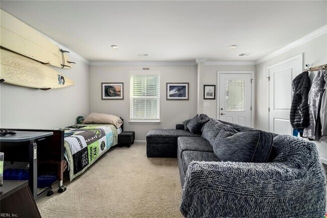 Foto del edificio - 512 Clara Ln