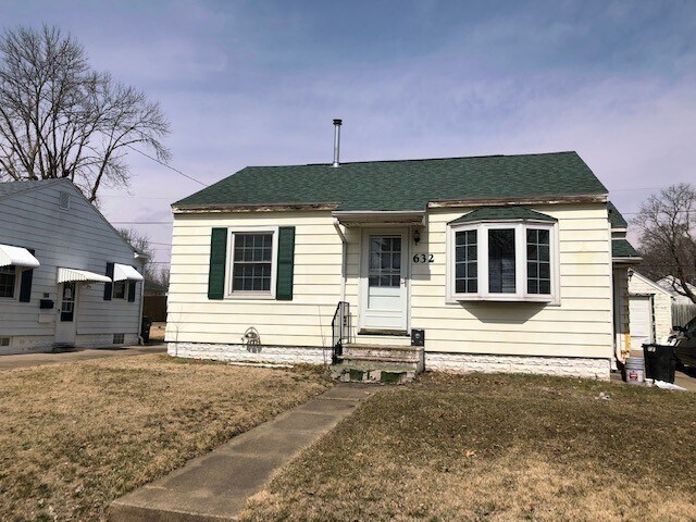 Foto principal - 632 Newton St