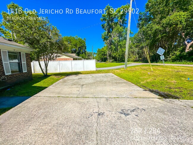 Foto del edificio - 141B Old Jericho Rd Beaufort, SC 29902-