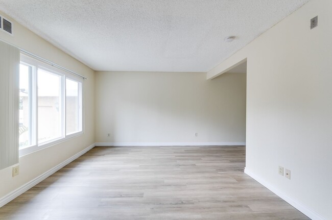 Interior Photo - Point Loma Bay Apartments