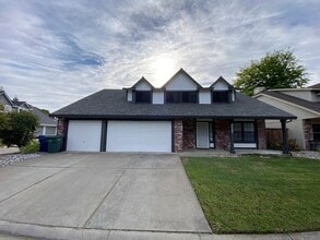 Building Photo - 2545 Winsford Ln