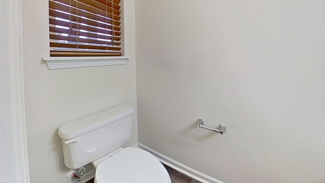 Building Photo - 3 bed / 2.5 bath - Move-in Ready 12/29/25