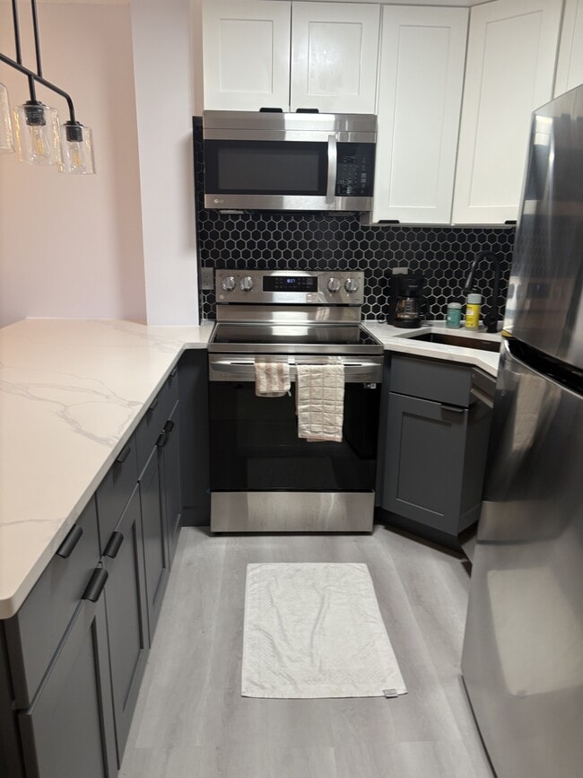 Photo - 23 Elm St Townhome