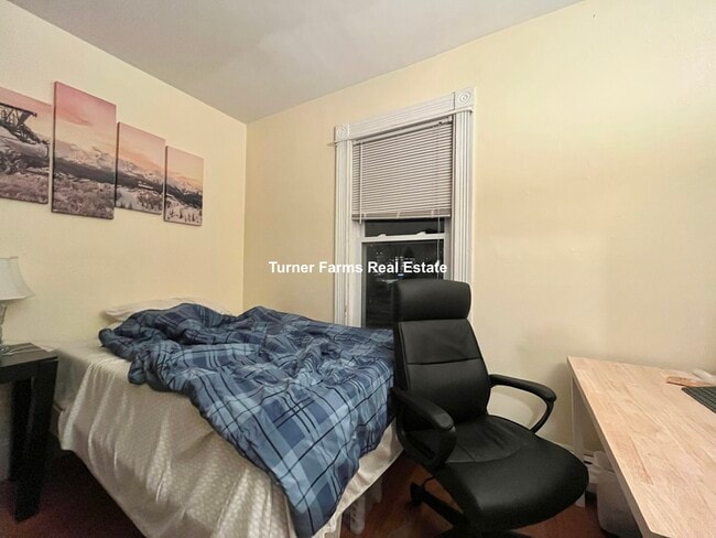 Foto del edificio - 168 Hillside St