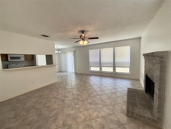 Building Photo - 2630 Alcott Ln