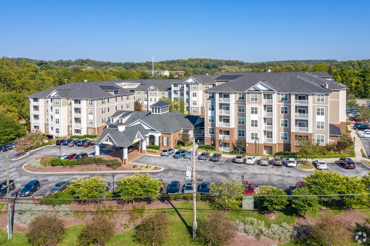 Alta at Regency Crest Apartments in Ellicott City, MD