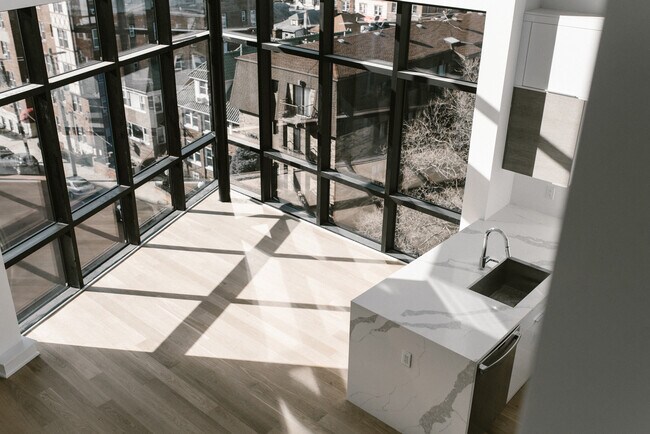 Building Photo - The Lofts at Blvd East