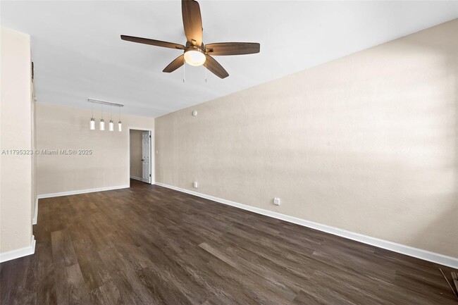 Foto del edificio - 1315 N 19th Ave